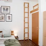 Stilvolle 1-raum-wohnung Zentral, Ruhig Gelegen * Dresden