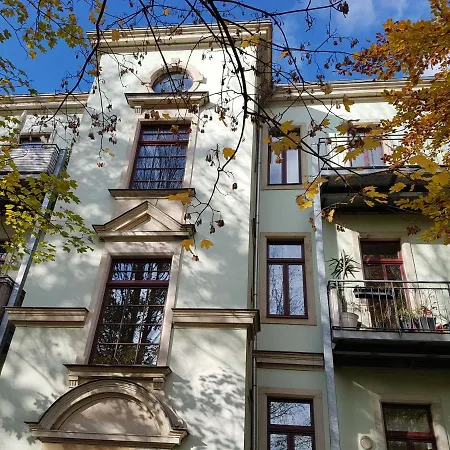 Stilvolle 1-raum-wohnung Zentral, Ruhig Gelegen * Dresden