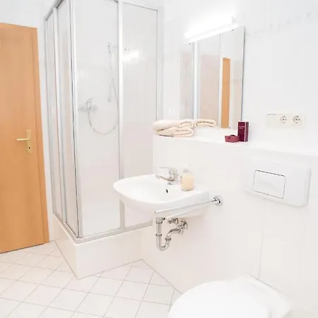 Stilvolle 1-raum-wohnung Zentral, Ruhig Gelegen Appartement