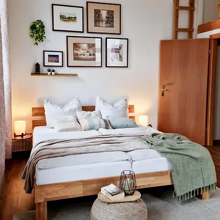 Stilvolle 1-raum-wohnung Zentral, Ruhig Gelegen Apartamento