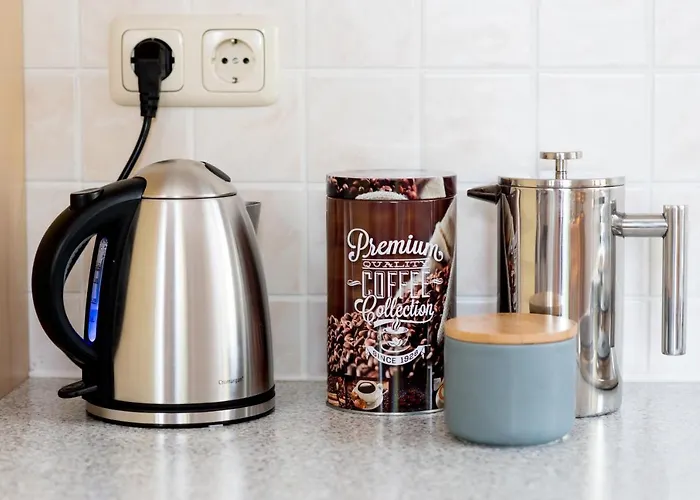 Stilvolle 1-raum-wohnung Zentral, Ruhig Gelegen *